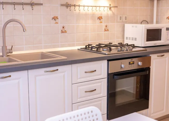 New Walter Old Center * Bukurešť