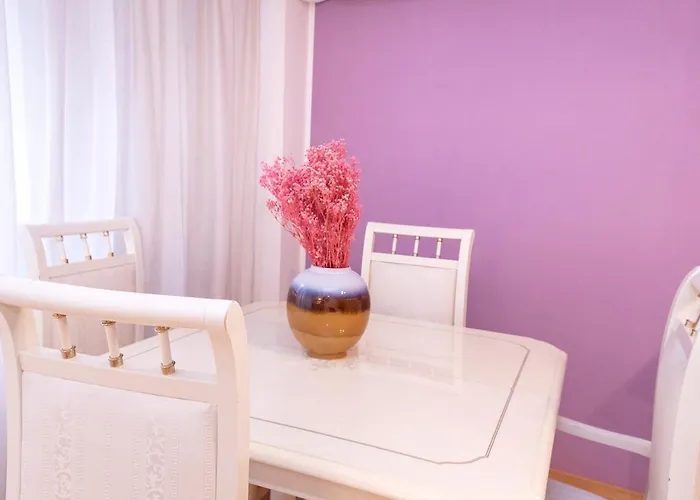 New Walter Old Center * Bukurešť