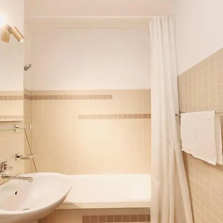 New Walter Old Center Apartment Bukarest