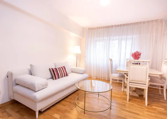 New Walter Old Center