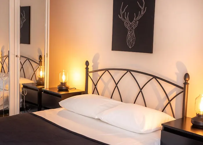 New Walter Old Center