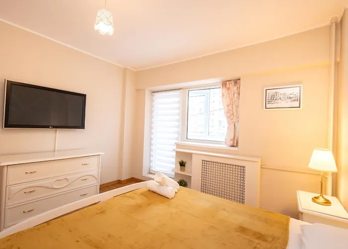 New Walter Old Center Bukarest