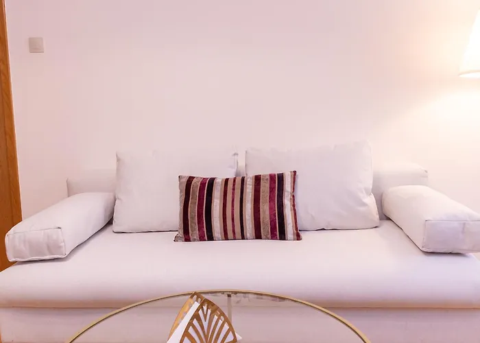 New Walter Old Center *