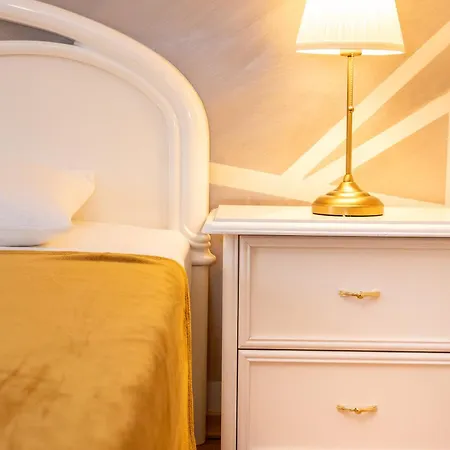 New Walter Old Center